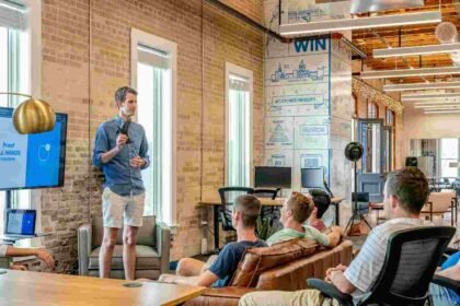 Leadership Communication Tips